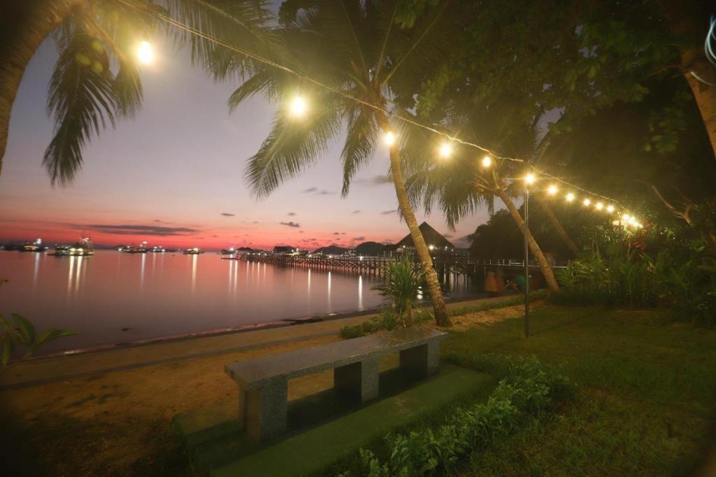 Laprima Hotel Flores Labuan Bajo Exterior foto