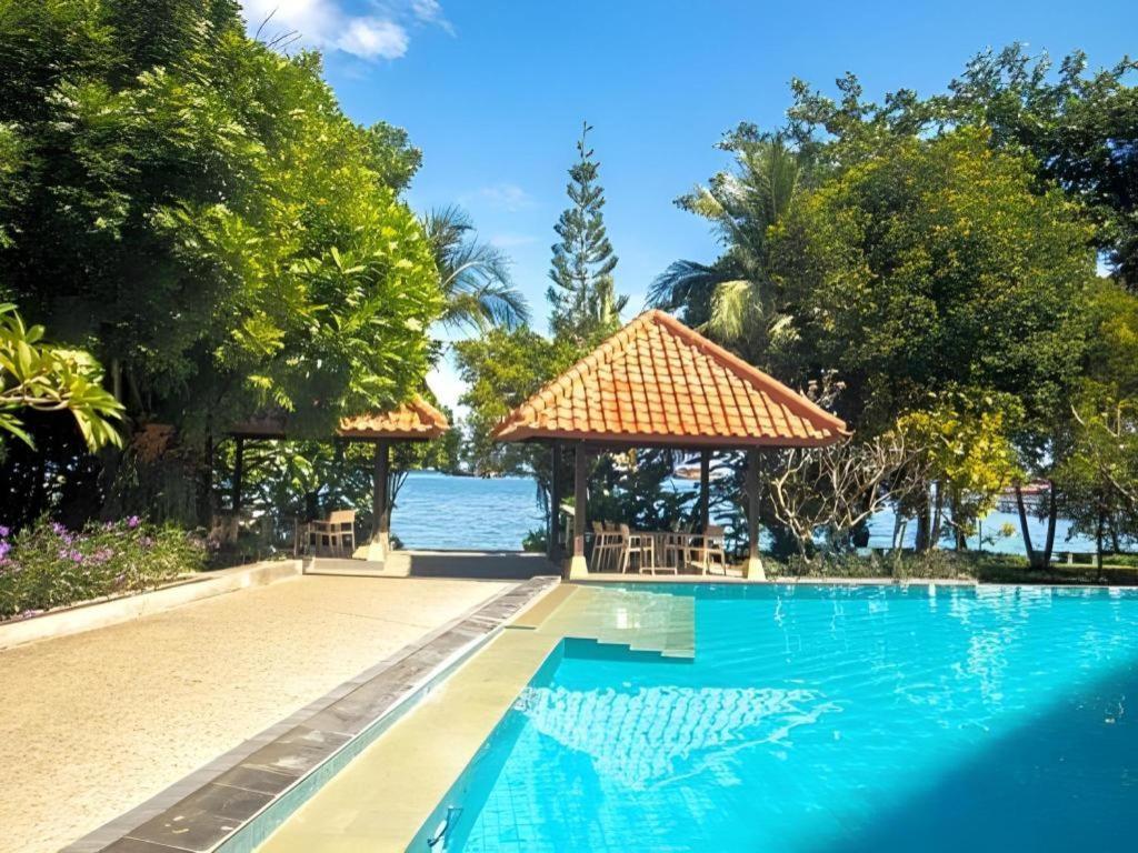 Laprima Hotel Flores Labuan Bajo Exterior foto